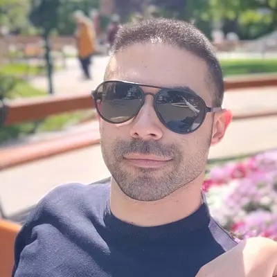 Riccardo Vecchi Profile Image